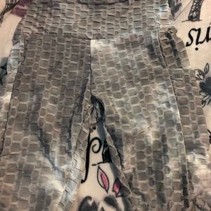 high wasted short leggings